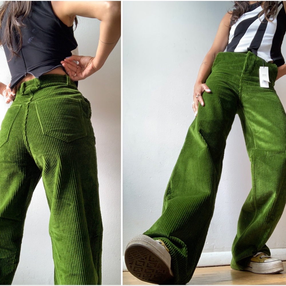 AMI Paris High Waist Green Corduroy Pants, NWT Designer Wide Leg Trousers, Sz 26